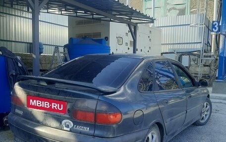 Renault Laguna II, 1994 год, 280 000 рублей, 2 фотография