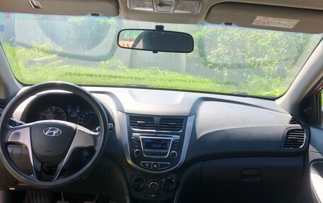 Hyundai Solaris II рестайлинг, 2016 год, 790 000 рублей, 10 фотография