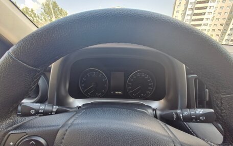 Toyota RAV4, 2017 год, 2 370 000 рублей, 4 фотография
