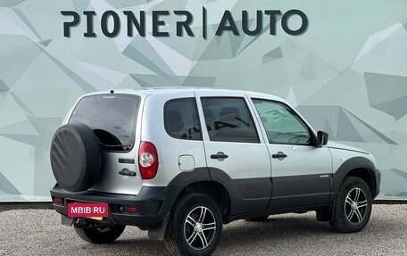Chevrolet Niva I рестайлинг, 2019 год, 790 000 рублей, 4 фотография
