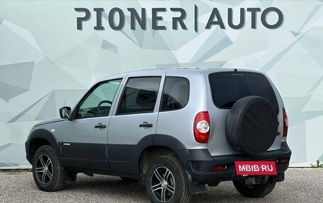 Chevrolet Niva I рестайлинг, 2019 год, 790 000 рублей, 6 фотография
