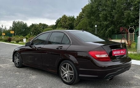 Mercedes-Benz C-Класс, 2011 год, 1 350 000 рублей, 2 фотография