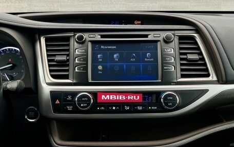 Toyota Highlander III, 2018 год, 3 699 000 рублей, 15 фотография