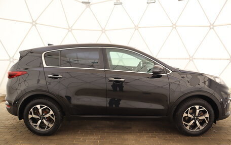KIA Sportage IV рестайлинг, 2020 год, 2 090 000 рублей, 2 фотография