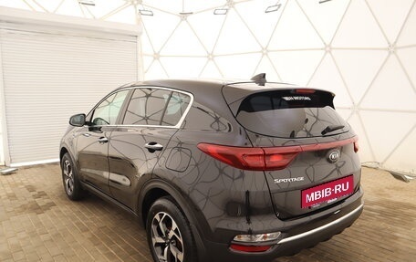 KIA Sportage IV рестайлинг, 2020 год, 2 090 000 рублей, 5 фотография