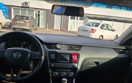 Skoda Octavia, 2015 год, 950 000 рублей, 6 фотография