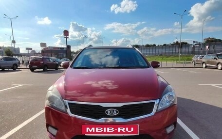 KIA cee'd I рестайлинг, 2011 год, 850 000 рублей, 9 фотография