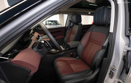 Land Rover Range Rover Evoque II, 2024 год, 5 980 000 рублей, 9 фотография