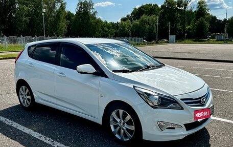 Hyundai Solaris II рестайлинг, 2015 год, 1 200 000 рублей, 7 фотография