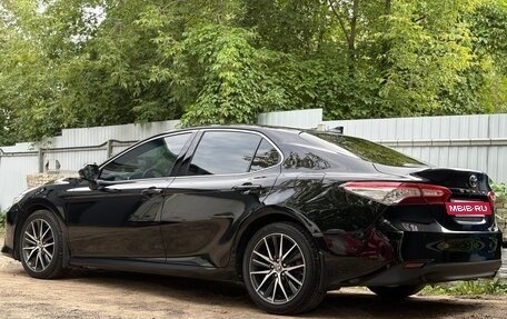 Toyota Camry, 2021 год, 3 500 000 рублей, 3 фотография