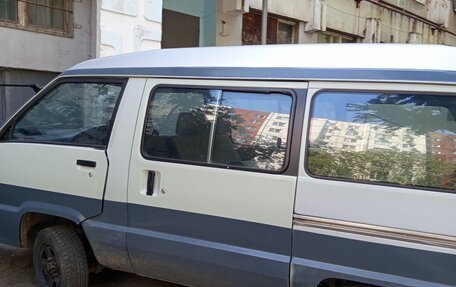Toyota Town Ace III, 1991 год, 410 000 рублей, 3 фотография