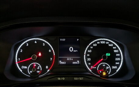 Volkswagen Polo VI (EU Market), 2021 год, 1 800 000 рублей, 13 фотография