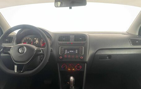 Volkswagen Polo VI (EU Market), 2017 год, 999 000 рублей, 17 фотография