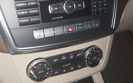 Mercedes-Benz GL-Класс, 2015 год, 3 000 000 рублей, 9 фотография
