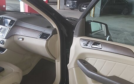 Mercedes-Benz GL-Класс, 2015 год, 3 000 000 рублей, 12 фотография