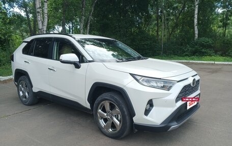 Toyota RAV4, 2019 год, 3 100 000 рублей, 3 фотография