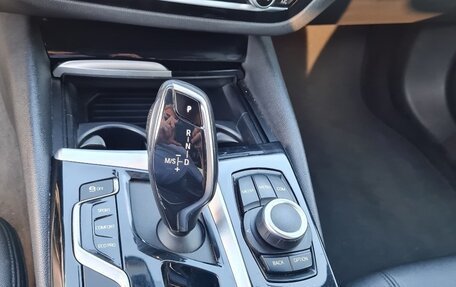 BMW 5 серия, 2019 год, 1 900 000 рублей, 6 фотография