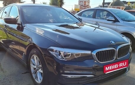 BMW 5 серия, 2019 год, 1 900 000 рублей, 10 фотография