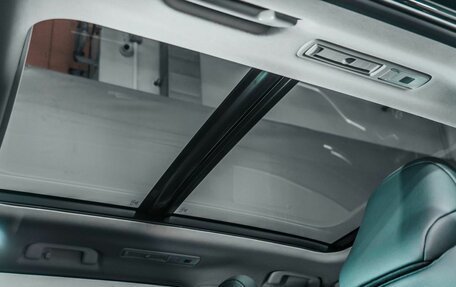 Toyota Highlander, 2024 год, 6 300 000 рублей, 13 фотография