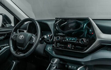 Toyota Highlander, 2024 год, 6 300 000 рублей, 14 фотография