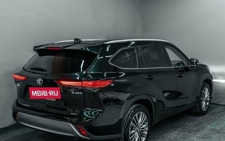 Toyota Highlander, 2024 год, 6 300 000 рублей, 7 фотография