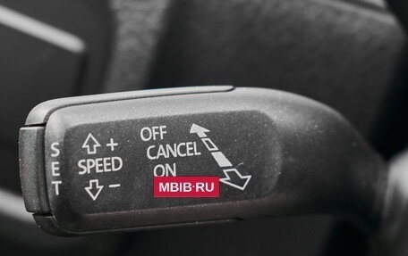 Volkswagen Touareg III, 2011 год, 1 800 000 рублей, 16 фотография