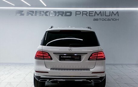 Mercedes-Benz GLE, 2015 год, 3 450 000 рублей, 29 фотография