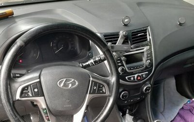 Hyundai Solaris II рестайлинг, 2016 год, 985 000 рублей, 1 фотография