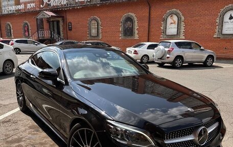 Mercedes-Benz C-Класс, 2019 год, 3 100 000 рублей, 1 фотография
