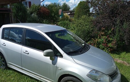 Nissan Tiida, 2010 год, 550 000 рублей, 4 фотография