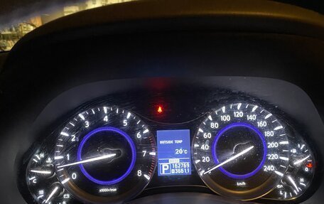Infiniti QX56, 2011 год, 2 000 000 рублей, 6 фотография