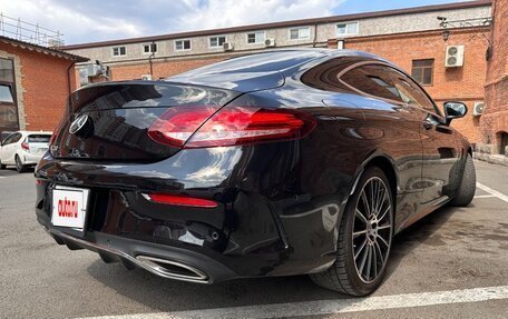 Mercedes-Benz C-Класс, 2019 год, 3 100 000 рублей, 10 фотография
