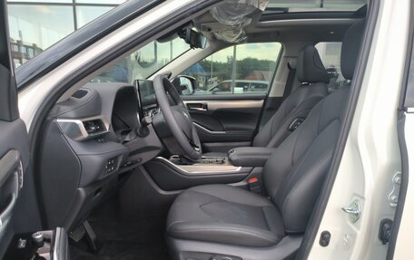 Toyota Highlander, 2025 год, 5 290 000 рублей, 26 фотография