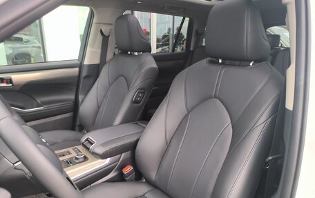 Toyota Highlander, 2025 год, 5 290 000 рублей, 27 фотография