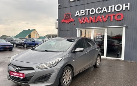 Hyundai i30 II рестайлинг, 2013 год, 820 000 рублей, 1 фотография