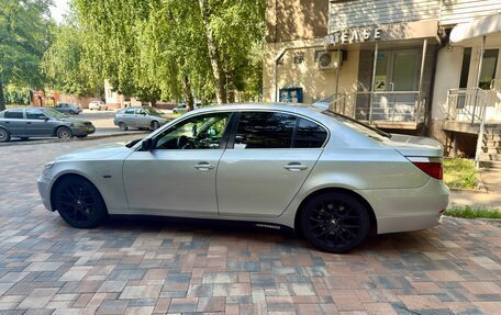 BMW 5 серия, 2004 год, 930 000 рублей, 7 фотография