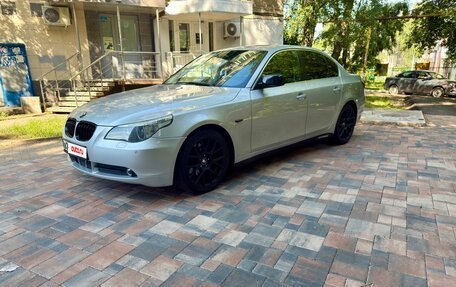 BMW 5 серия, 2004 год, 930 000 рублей, 11 фотография