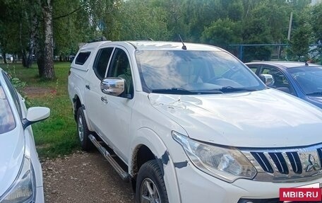 Mitsubishi L200 IV рестайлинг, 2015 год, 1 650 000 рублей, 2 фотография
