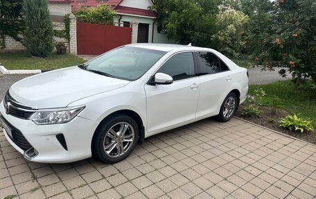 Toyota Camry, 2015 год, 1 950 000 рублей, 2 фотография