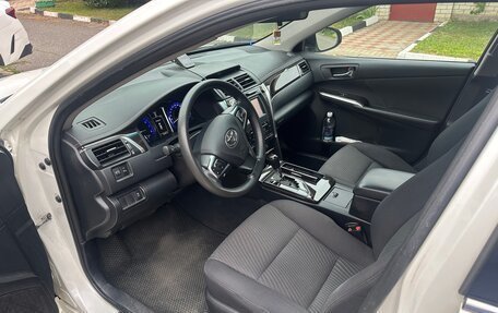 Toyota Camry, 2015 год, 1 950 000 рублей, 6 фотография