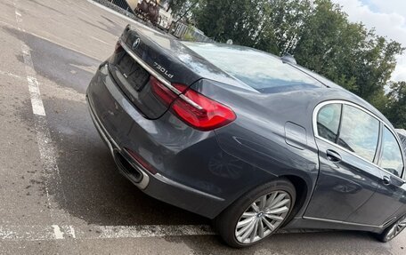 BMW 7 серия, 2016 год, 2 090 000 рублей, 3 фотография
