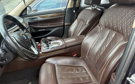 BMW 7 серия, 2016 год, 2 090 000 рублей, 12 фотография