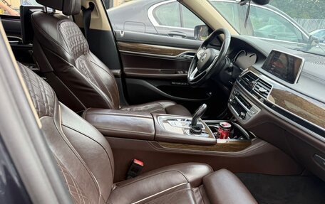 BMW 7 серия, 2016 год, 2 090 000 рублей, 16 фотография