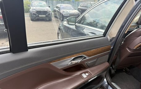 BMW 7 серия, 2016 год, 2 090 000 рублей, 21 фотография