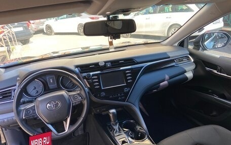 Toyota Camry, 2020 год, 3 300 000 рублей, 8 фотография