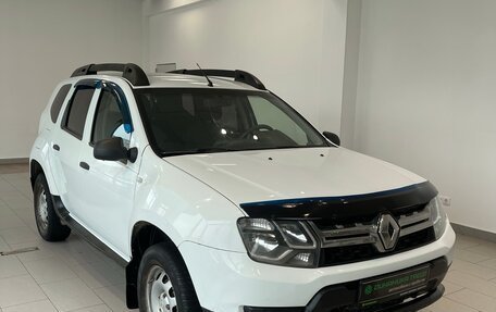 Renault Duster I рестайлинг, 2017 год, 860 000 рублей, 3 фотография