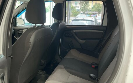 Renault Duster I рестайлинг, 2017 год, 860 000 рублей, 14 фотография