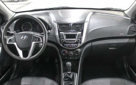 Hyundai Solaris II рестайлинг, 2012 год, 749 900 рублей, 8 фотография
