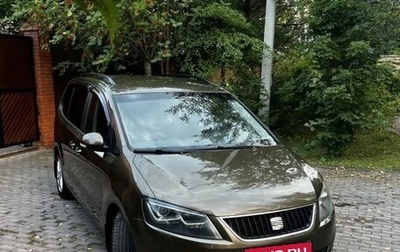 SEAT Alhambra II рестайлинг, 2013 год, 1 200 000 рублей, 1 фотография
