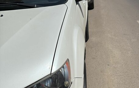 Mitsubishi Outlander III рестайлинг 3, 2010 год, 1 150 000 рублей, 4 фотография